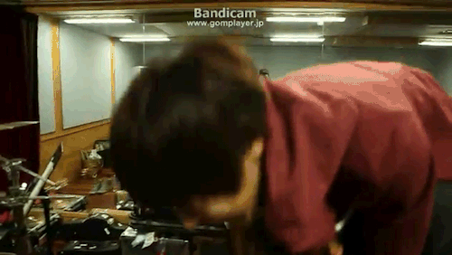 lovemyboice:  Jungshin n Minhyuk played together :) 