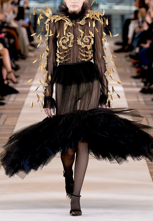 Favourite Designs: Schiaparelli Spring 2022 Haute Couture Collection