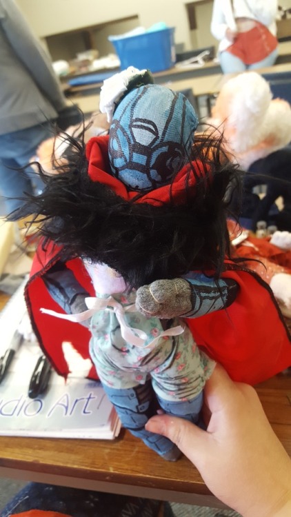 rays-art-rp:  Peekaboo the hunter doll. It’s almost done.