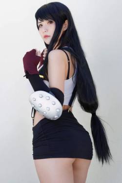 im-dirty-n-nerdy:  Hana Bunny Cosplay as