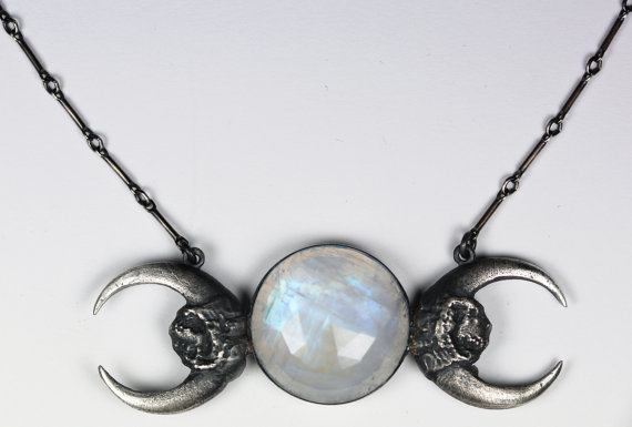 awesomesock:  meeptoyousir:  fatalfashion:  Blood Milk jewelry  Tumblr is going to