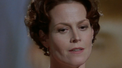 onlygoodtapegagcloseups: Copycat (1995) - Sigourney Weaver imgur.com/a/pOJMC vk.com/