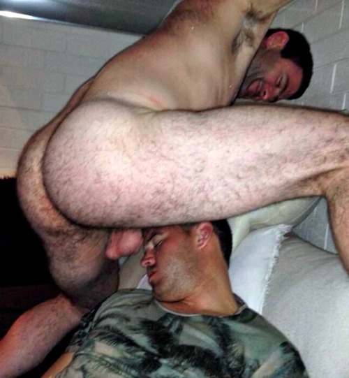 Porn photo Cum 4 Sleeping Men 2.0