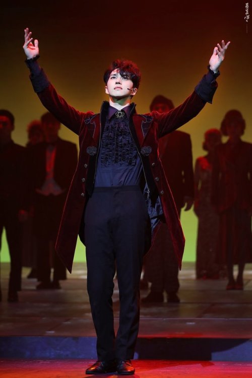 officialrovix:190616 Ken @ Mefisto Musical Curtain Call | © Pitapat Ken