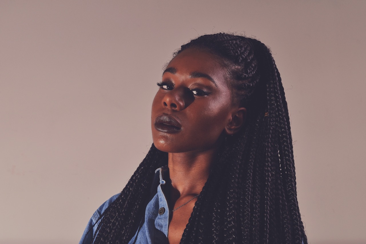 afrodesiacworldwide:  📷: @j-effie  insta: haremgraphia Insta: xsashy 