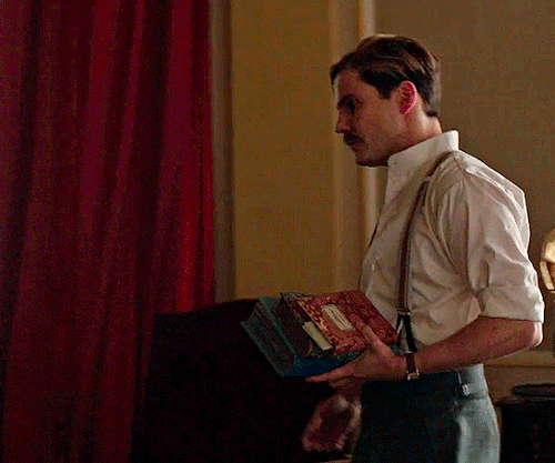 DANIEL BRHL As LUTZ HECK In THE ZOOKEEPERS WIFE (2017) Dir. Niki Caro