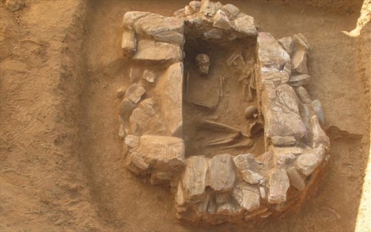 Three Thousand Year Old Tomb Discovered in Lesvos