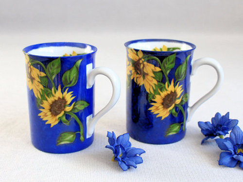 Sunflower Mugs //TreasuresByJana