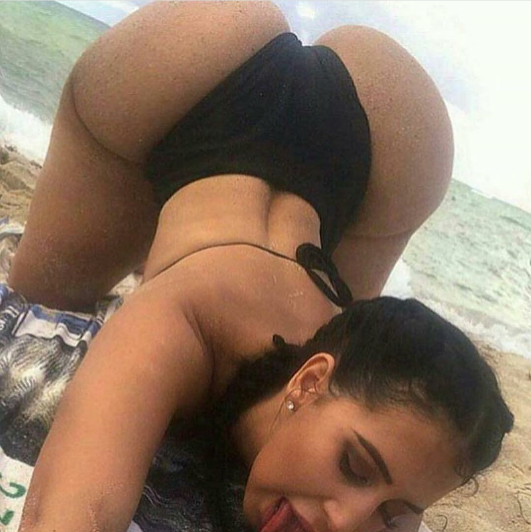 heymrtony:  What a View  I THINK I&rsquo;M IN LOVE WITH THAT PHAT ASS!