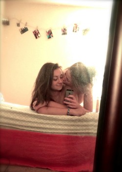 lesbianpetra:  Beautiful lesbians - Soft