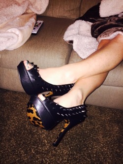 slange78:   Feeling like spiked heels and