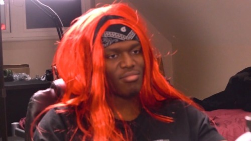 i have no idea what to post. so enjoy these reaction memes of the sidemen