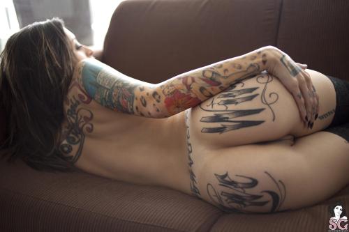 past-her-eyes:  Jacqueline Suicidejacqueline.suicidegirls.comLink to South African SuicideGirls