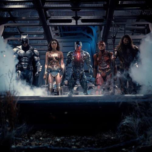 New Justice League still released! #justiceleague #batman #warnerbrosstudios #wonderwoman #flash #cy