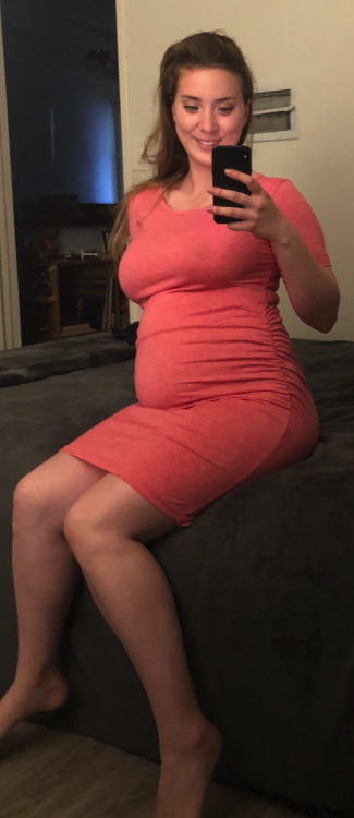 goodgirlgrow:  I bought her this maternity dress in a few sizes to teach her how to dress like a fat girl when she outgrew almost everything she owned. Small didn’t last long, on to medium…