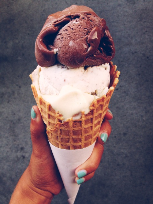 Porn photo ambermozo:  3 scoop gelato waffle cone for