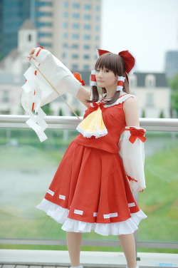 Touhou Project - Reimu Hakurei (Kishigami