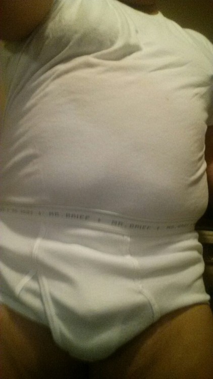 boxermann:  White T an briefs