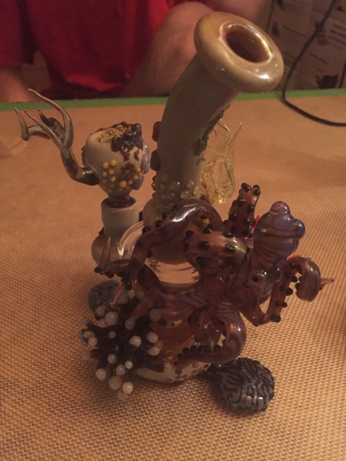 naked-yogi:  Follow the artist @jahniglass on Instagram.  support individual artists. glass blowing is hard as fuck and this guy’s only been doing it for a couple of years and creates such incredible work. this is art, it doesn’t matter that