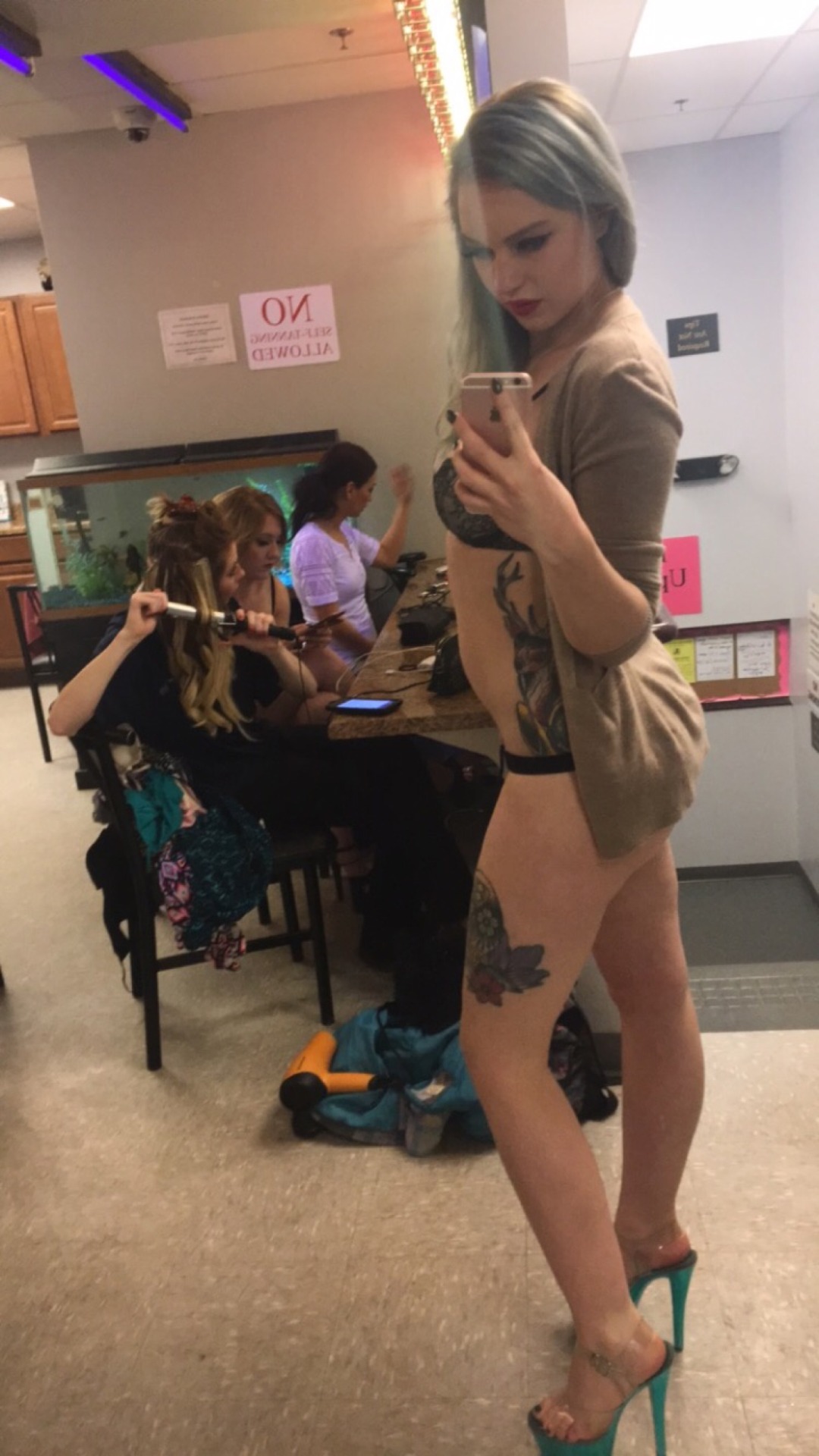 crystalsanddollarbills:  Mood 