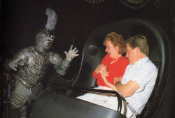 gameraboy:  Photo from the brief run of the live knight actor in the Haunted Mansion.  My scan from Disneyland: Inside Story.  Read an interview with one of the knight actors at Doombuggies.  More vintage Disney. 