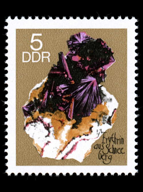 Lothar Grünewald, stamp set mineralogy, 1972. DDR / GDR. Bergakademie Freiberg. Via wikiwand