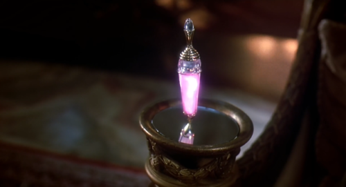 filmswithoutfaces:Death Becomes Her (1992)dir. Robert Zemeckis