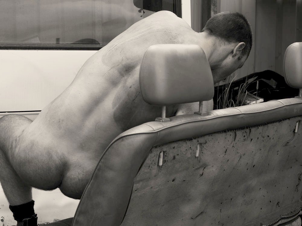 le-mannerbund: Aaron by Paul Freeman for Playgirl. B&amp;W pics.  Visit and