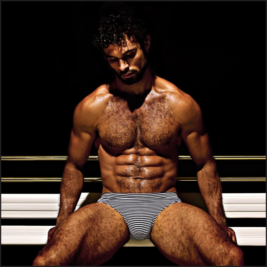 Lover of Men's Butts and other Male images I love.