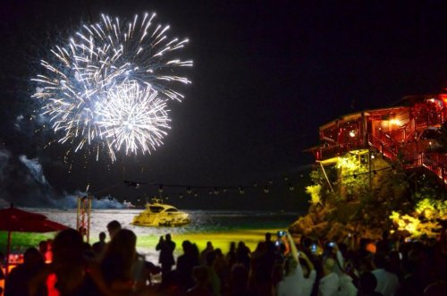 Happy New Year! via  @ER_StBarths Go: EDEN ROCK ST. BARTHS  “Happy New Yea