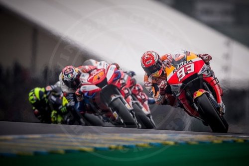 ROUND 5 OF RATING THE RIDERS: 2019 FRENCH GPMM93 - 10: Dude makes it looks like it’s easy. How rude!