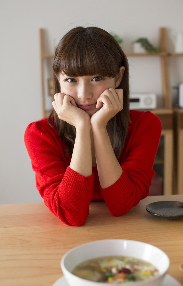 miyacci:  週刊ジョージア 40号 妄想カノジョ 奥仲麻琴 「 微熱