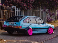 radracer:Toyota Corolla Seca Liftback Ae82 