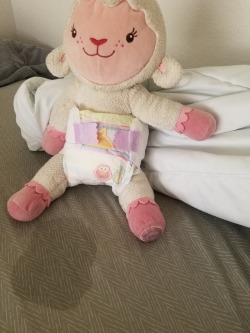 sunnywittledays:  Remember that time lambie (definitely not me) had an accident and needed diapers