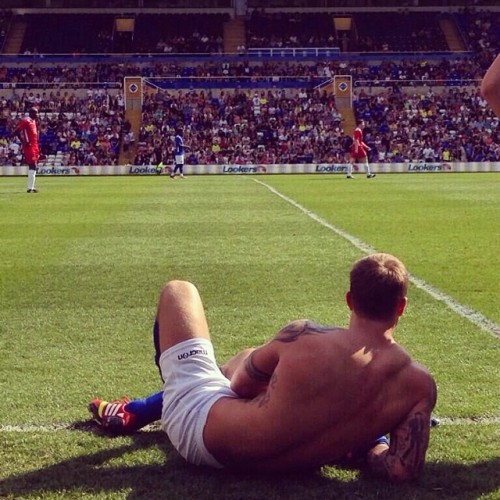 Porn Pics sunsoutshortsout:  Dan Osborne at UK celebrity