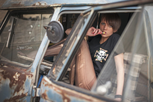 look rebelle avec son combi