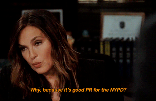 elliot-olivia:And by the way, congratulations on your award. […] I don’t even know if I’m gonna go.