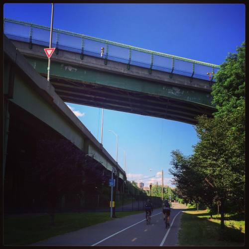 Amazing day for 25 mile bike ride :) #biking #bike #exploration #travel #travelny #explore #manhatta