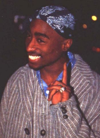 thechanelmuse:  Happy 49th Bornday, Pac!I love his smile.