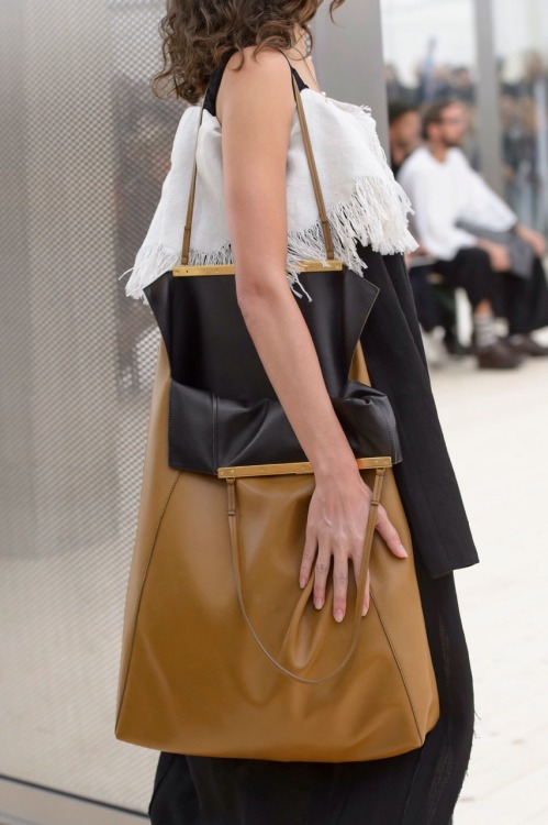 empress-empire: Céline S/S17 RTW