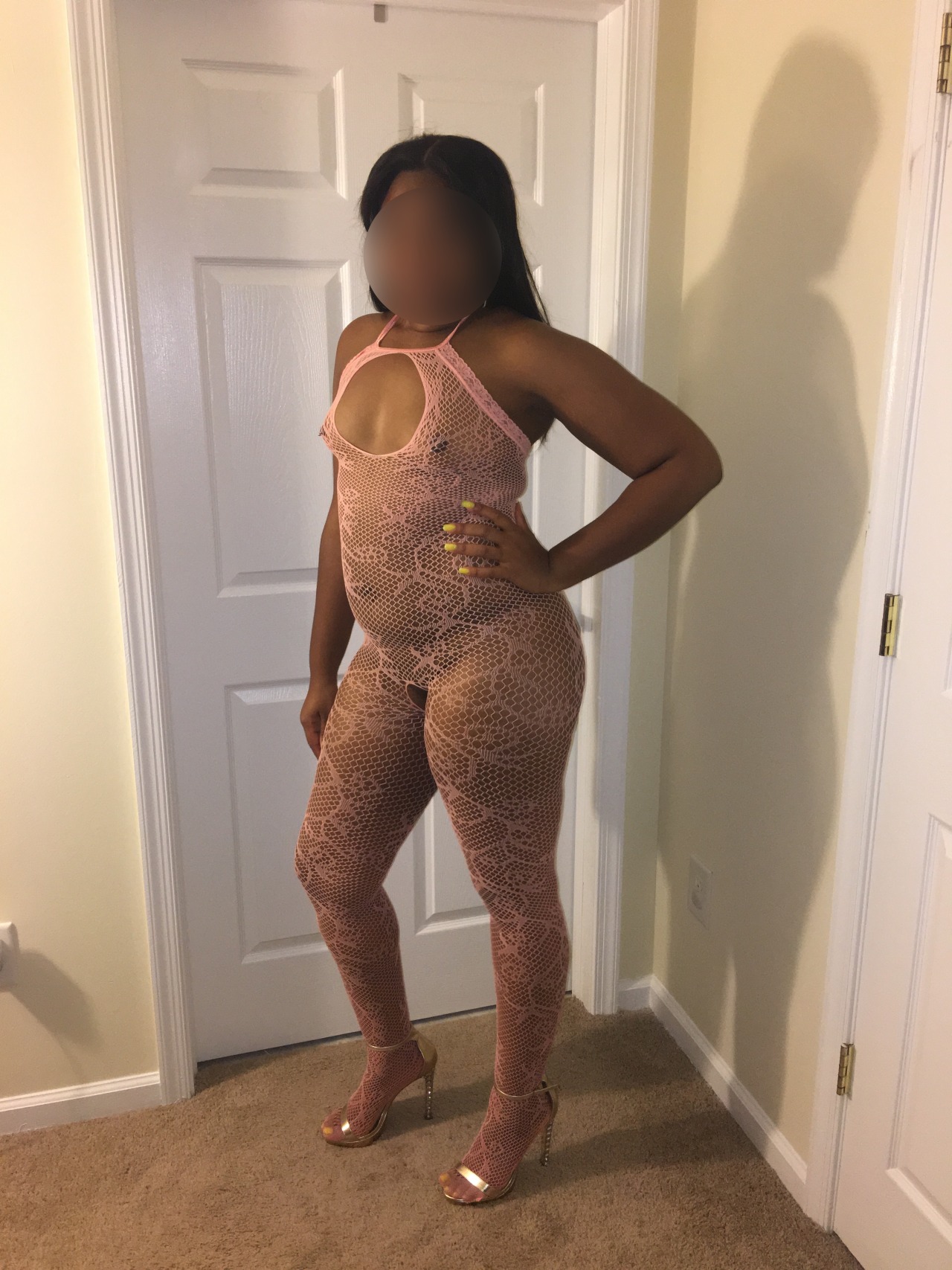 ablackthot:Posing