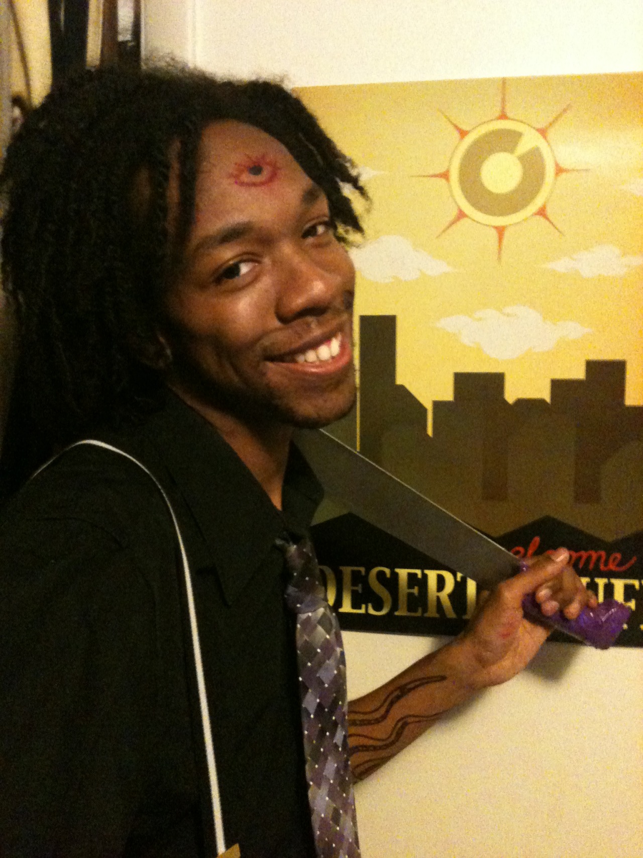 nrrrdgrrrl333:  max-bemis-is-my—patriarch:  prince-virelai:  Improvised Cecil cosplay,