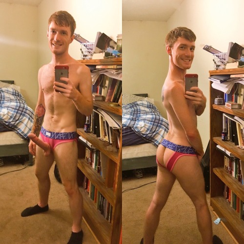 sock-bone:  @SeamusOReilly69 so happy with socks on and Dick out! 