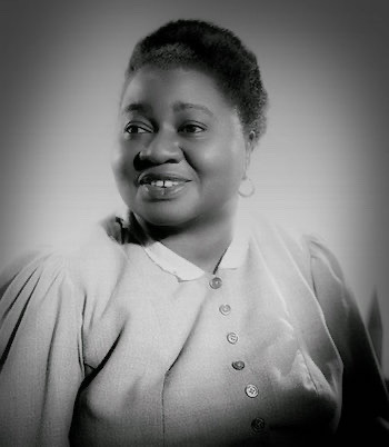 Remembering Hattie McDaniel 🌹🕊 on her Birthday 🎂