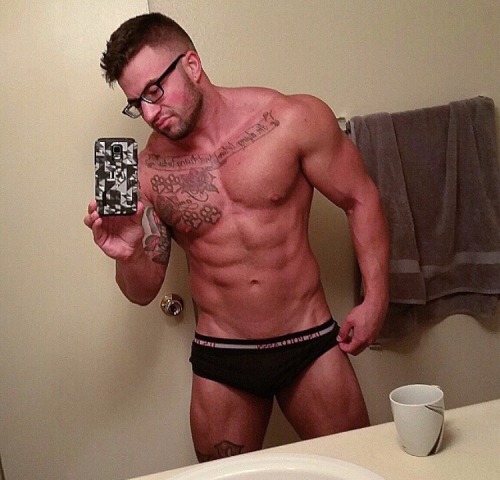 There’s more of this at Kirk’s stash: http://kirksstash.tumblr.com