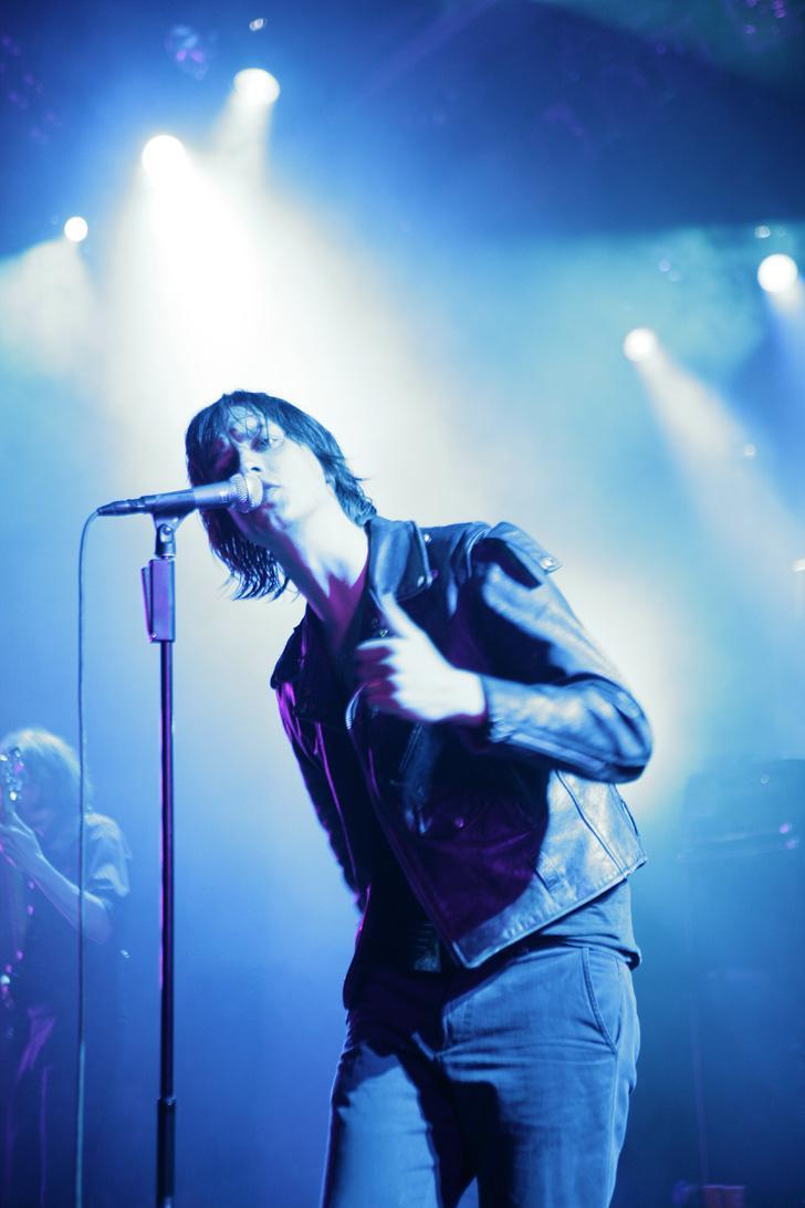 swordfishtrombones:                    The Strokes - Walk On The Wild Side