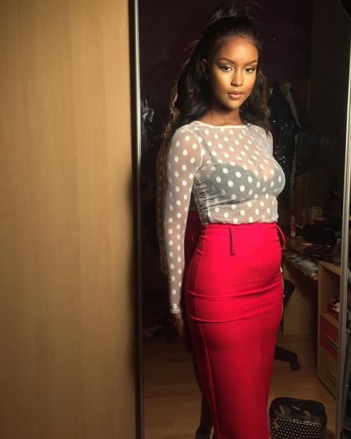 womenofwildwildwestafrica:IG: liya__._