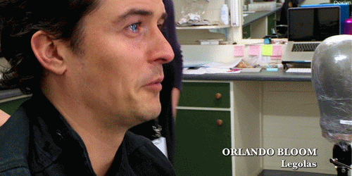 dex5m:  That’s a Tiffany Blue, darling. (The Hobbit BTS) 