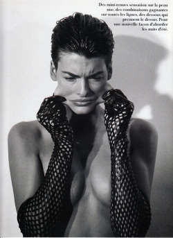 lelaid:  Linda Evangelista in Le Diable au Corps for Vogue Paris June/July 1989 Shot by Steven Meisel Styled by Nicoletta Santoro 