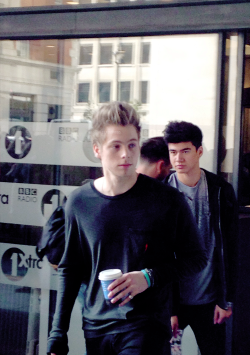 d-a-y-l-i-i-n-e:Luke &amp; Calum